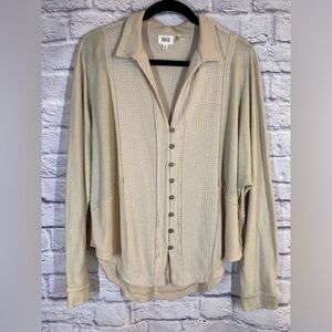 BKE Beige Textured Button Front Long Sleeve Knit Top Size L